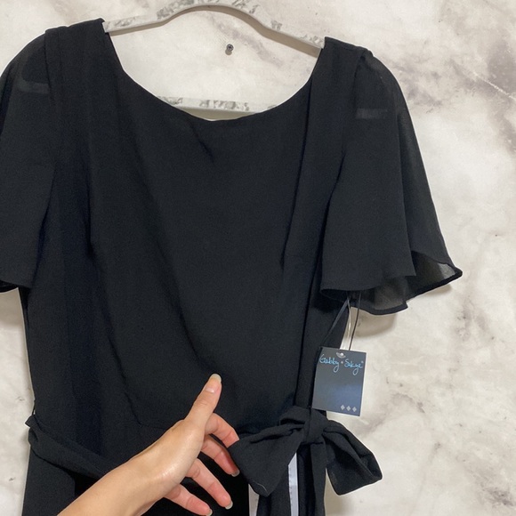 Gabby Skye Belted V-Back Ruffle Dress - Black - Picture 6 of 12